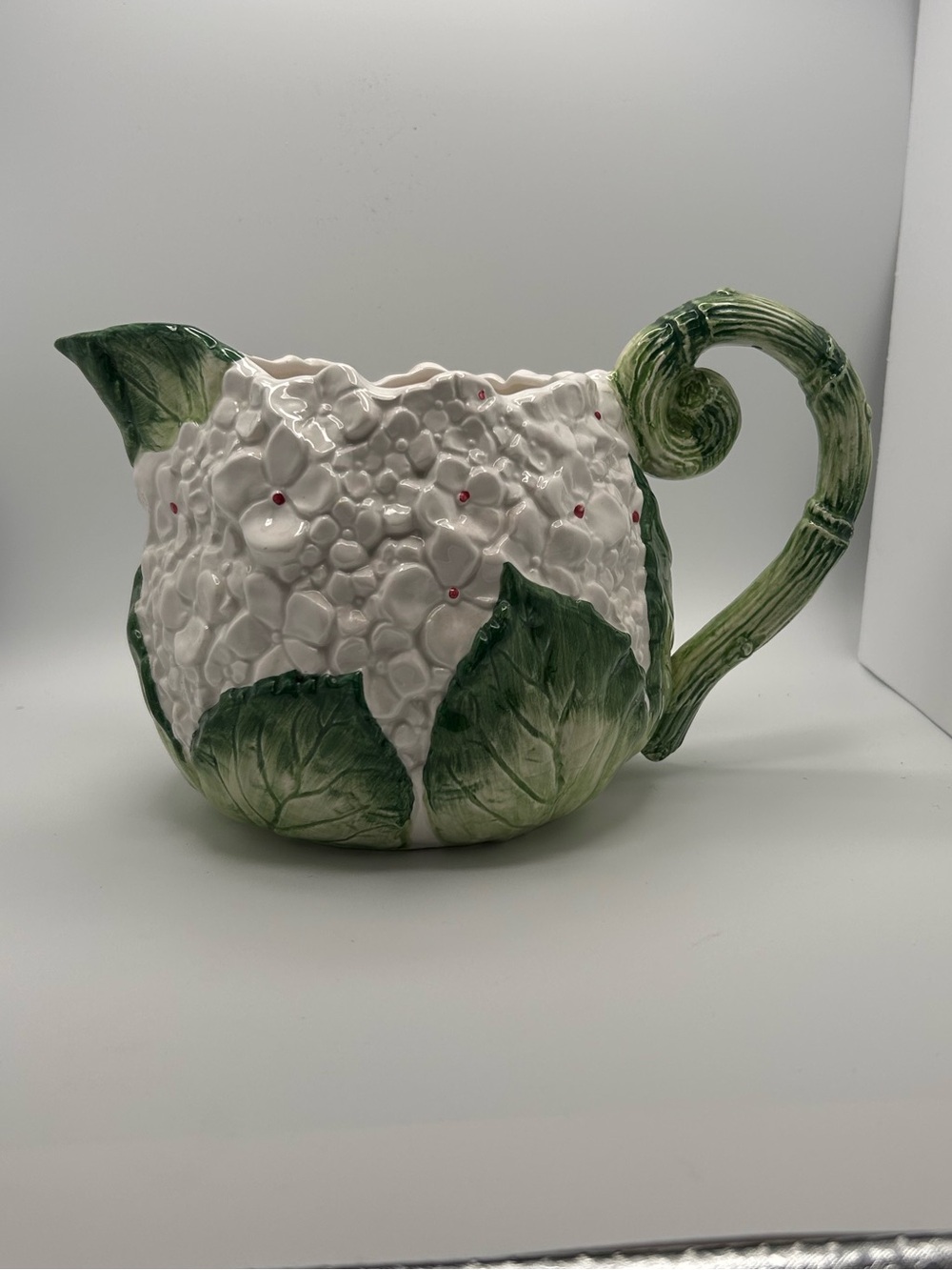 EUC COCI 1990 Hydrangea Floral Pitcher | Charming Cottagecore Farmhouse Decor